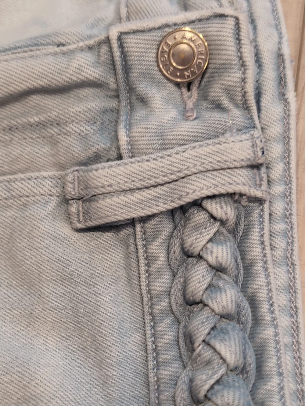 AE Shorts - Picture 8 of 9